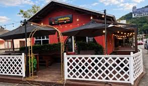 Harmel Burgers & Pizzas