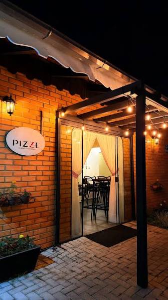 Pizze Fornearia Contemporânea